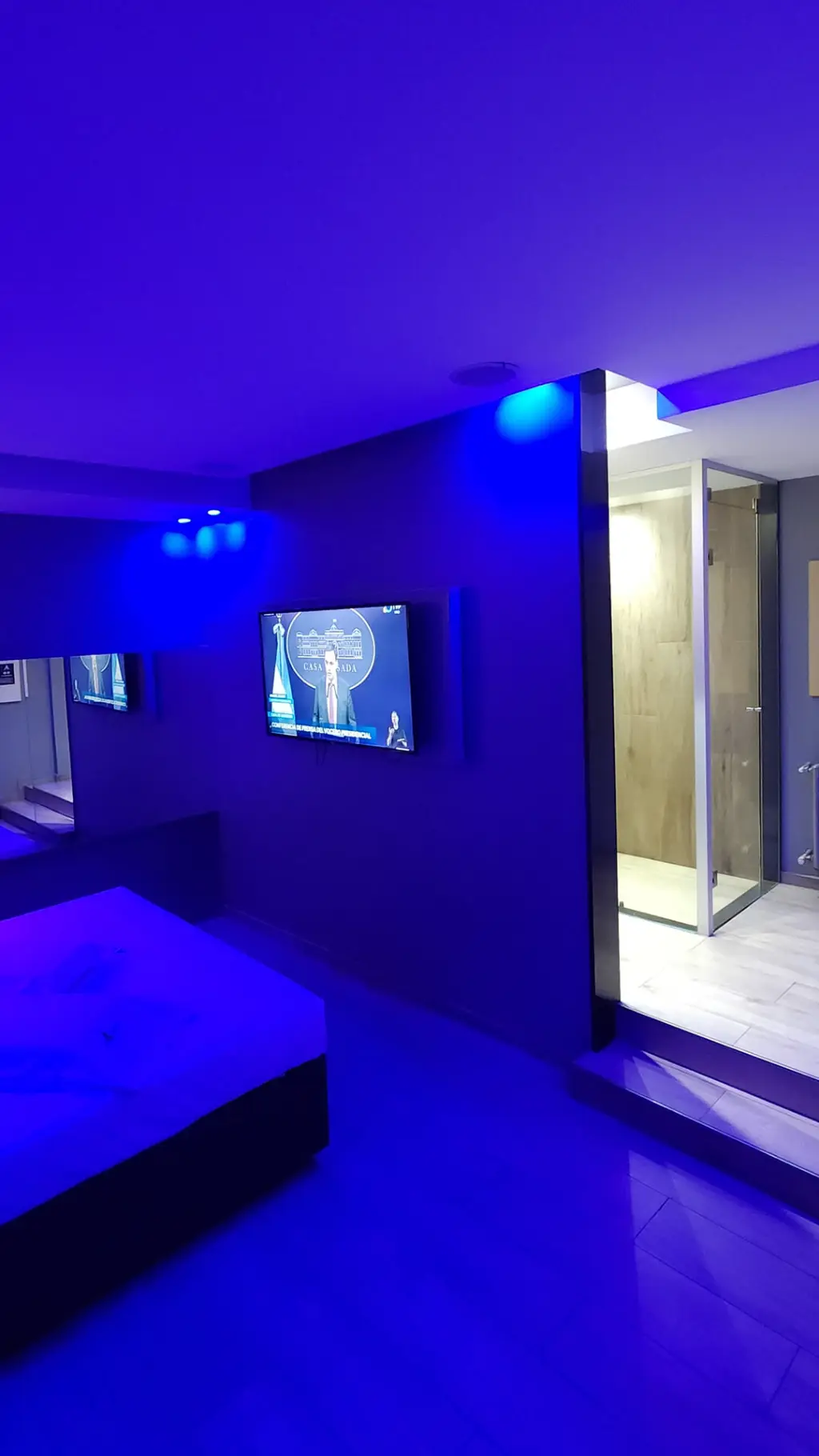 Cochera cerrada y ambiente íntimo en Alberdi