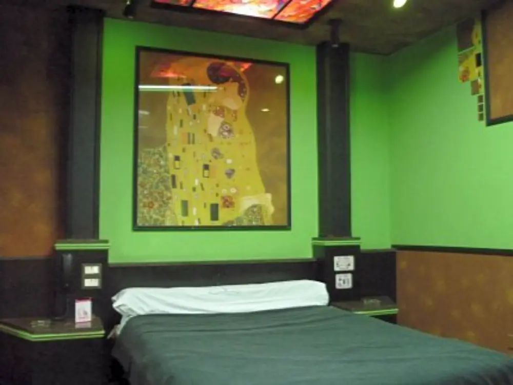 Habitación con hidromasaje en hotel El Velero, Constitución CABA