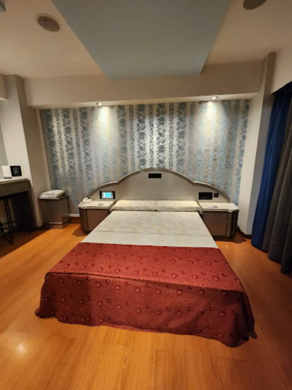 Hotel en Caballito con habitación con frigobar y TV