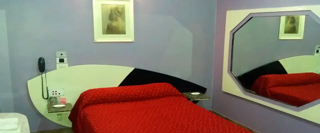 Ambiente moderno con ventilador y calefacción en Habana Flores