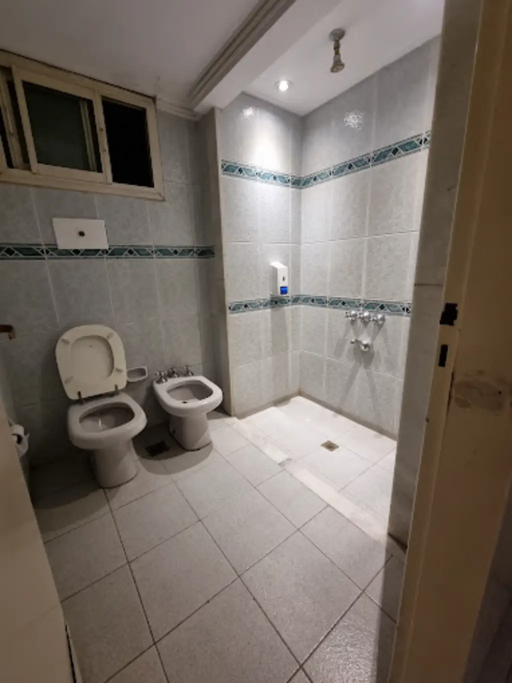 Suite con minibar y aire acondicionado en Belgrano