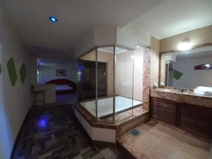 Habitación íntima con cochera privada en Once