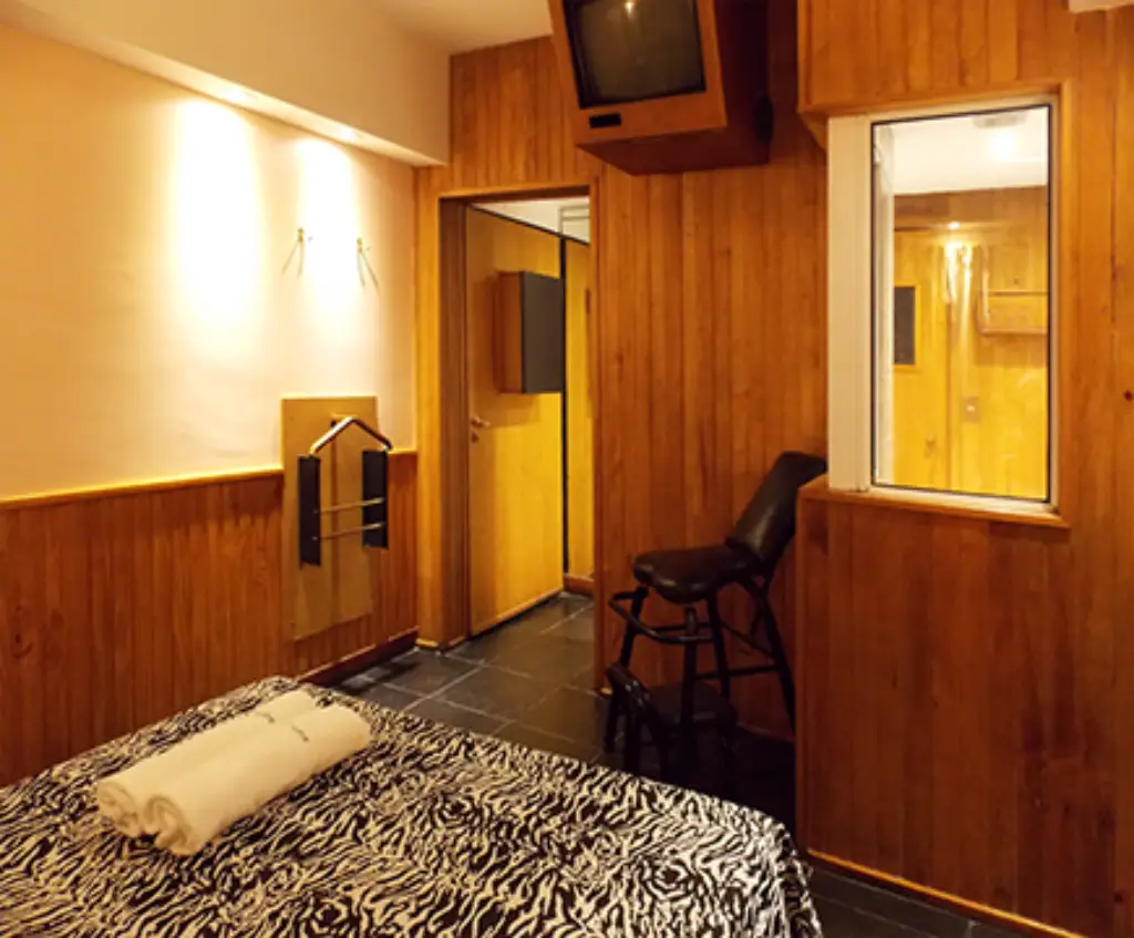 Suite con hidromasaje en Siglo XX Constitución