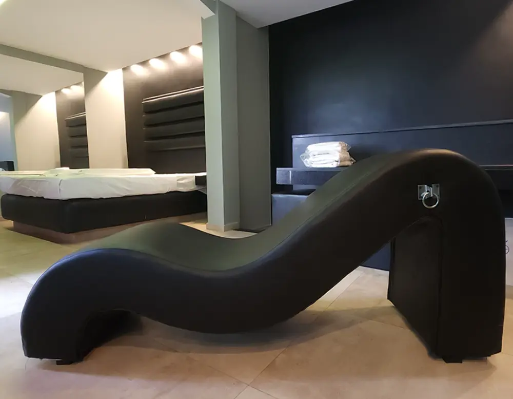 Ambiente moderno con ventilador y calefacción en Tu y Yo Flores