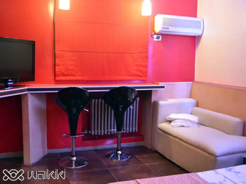 Habitación íntima con decoración sensual para parejas