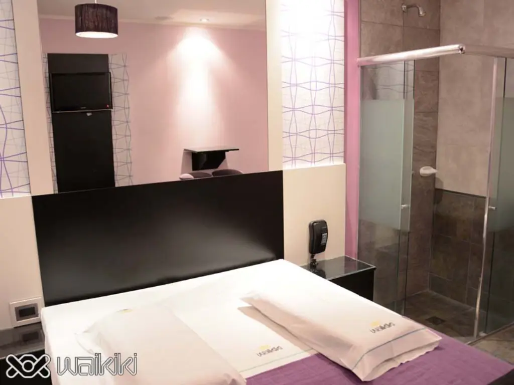 Ambiente cálido y reservado para encuentros íntimos