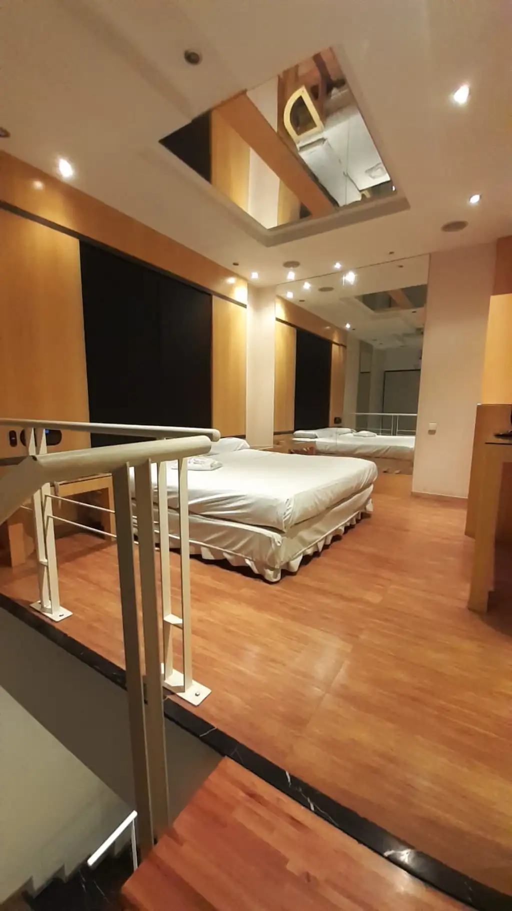 Cochera privada en albergue Bond Matheu