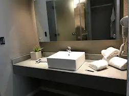 Suite Oxalis con hidromasaje y minibar en San Isidro