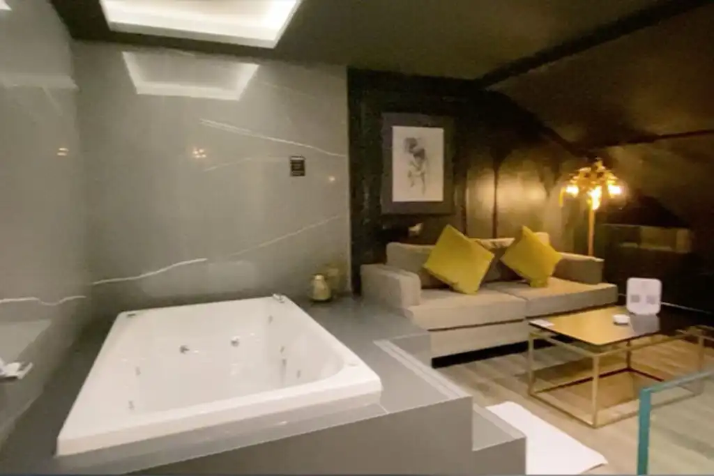 Suite ejecutiva con sauna en Don Torcuato