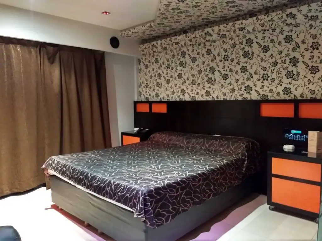 Albergue transitorio moderno en El Talar