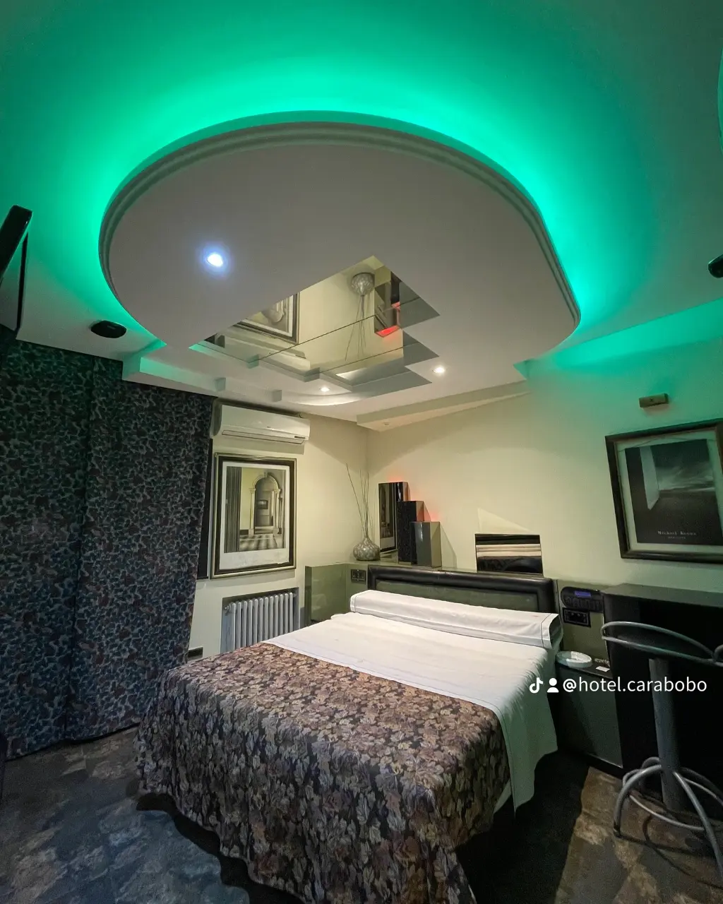 Suite Loft moderna con hidromasaje en San Justo