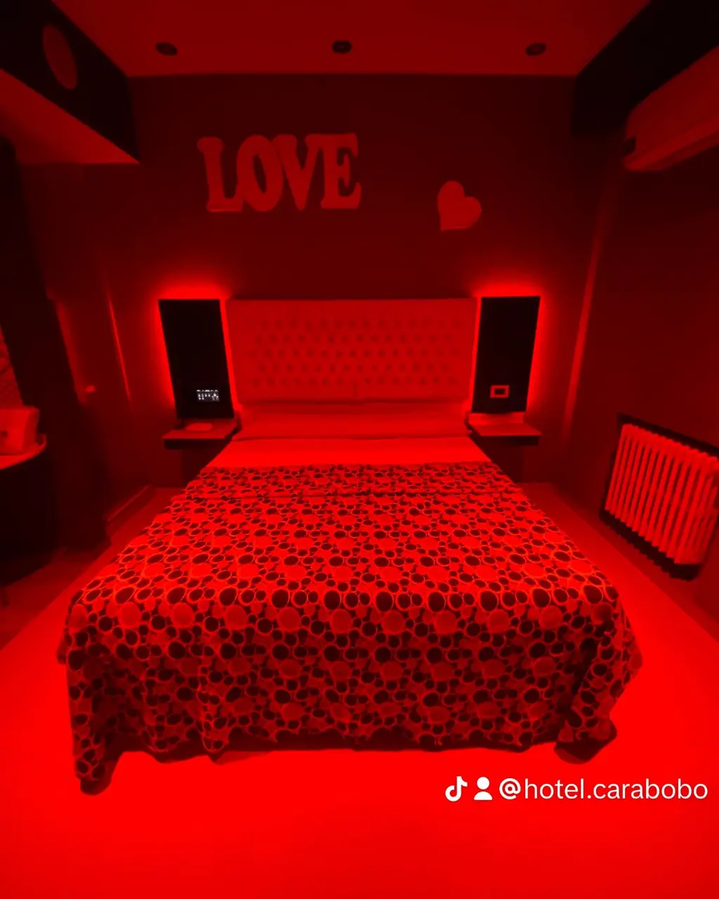 Suite Loft moderna con hidromasaje en San Justo