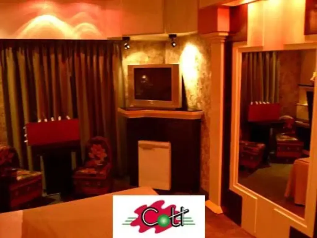 Cochera cerrada y ambiente íntimo en Colt Villa Bosch