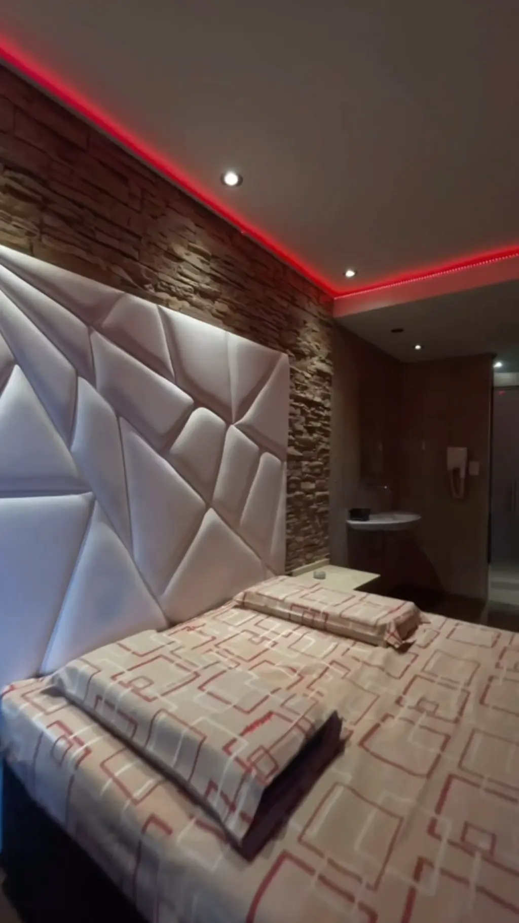 Suite temática romántica en San Justo