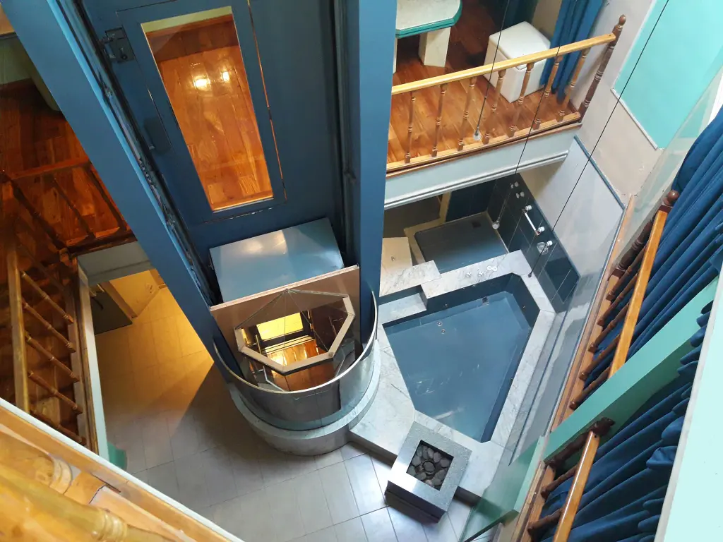 Albergue Hedonism con habitación discreta en Paso del Rey