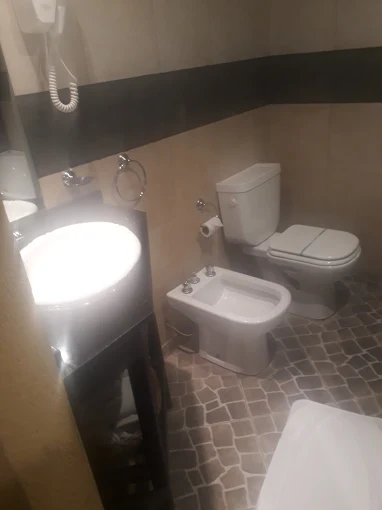 Habitación con sauna y cochera en Castelar