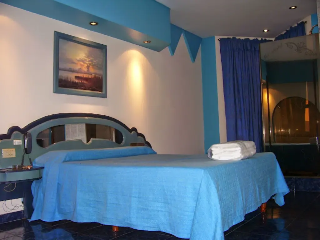 Suite con Wi‑Fi y aire acondicionado en El Chalet San Justo