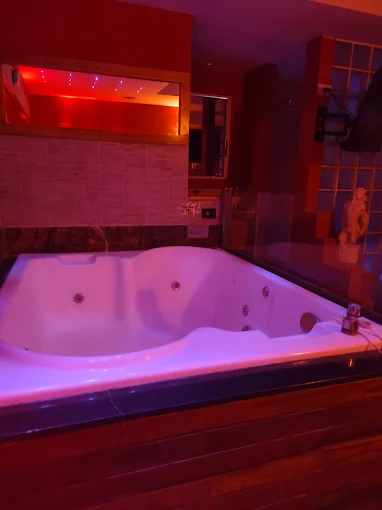 Suite especial con hidromasaje en Ituzaingó