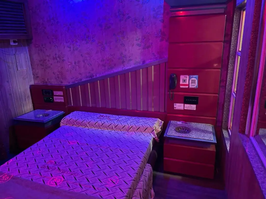 Albergue transitorio moderno en Isidro Casanova