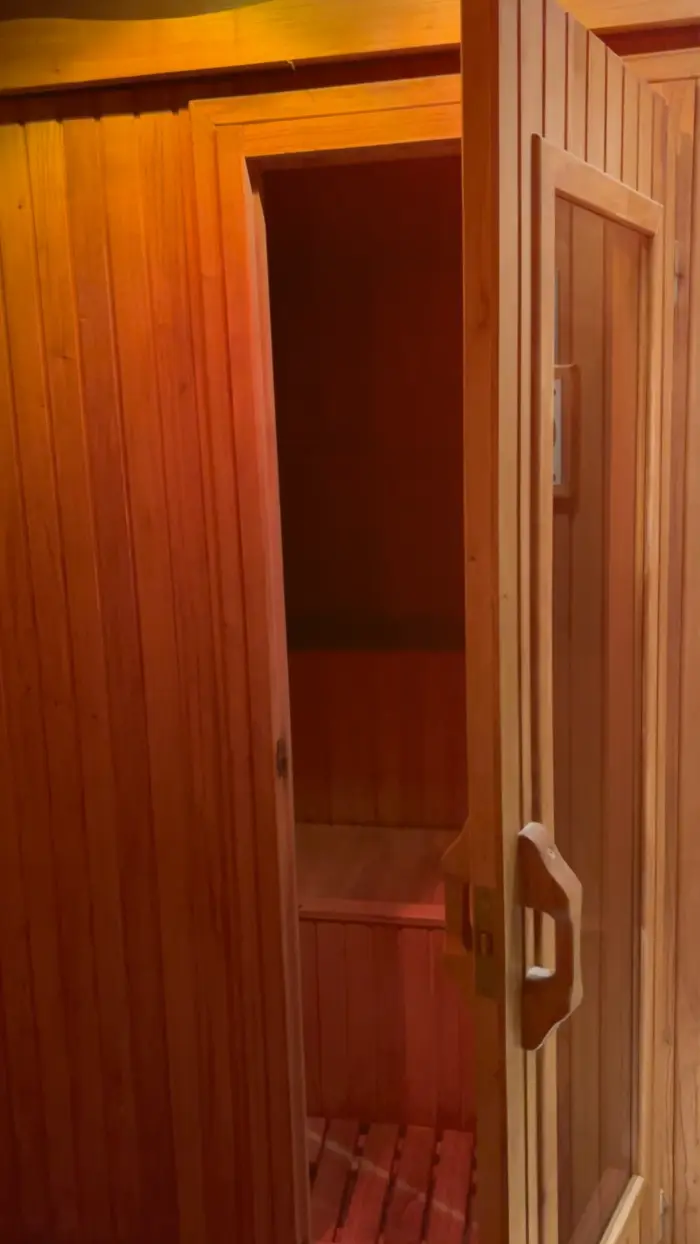 Habitación íntima con cochera privada en Punto G