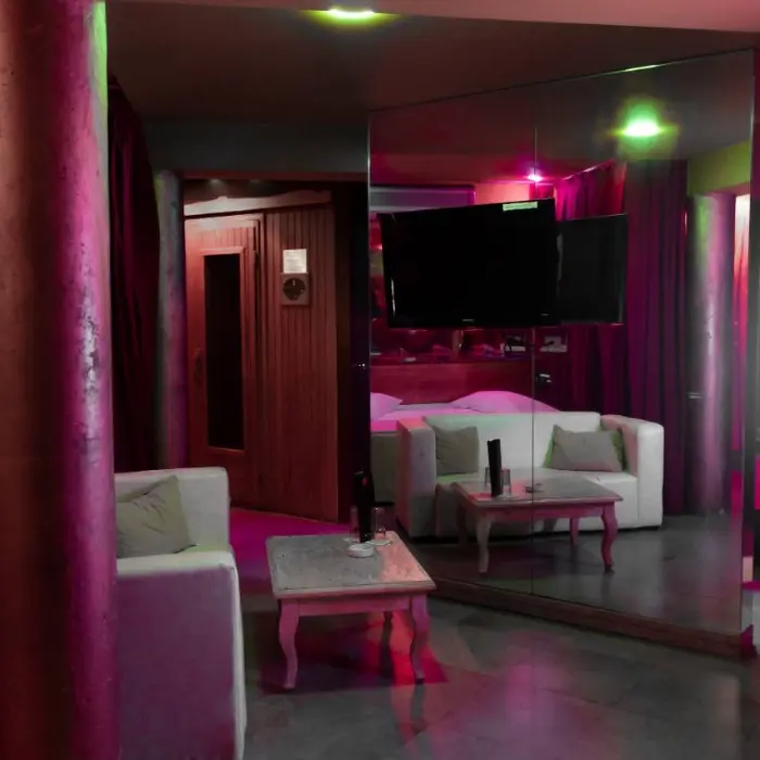 Suite con hidromasaje en Punto G Moreno