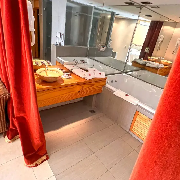 Telo con cochera cerrada y ambiente íntimo en Moreno