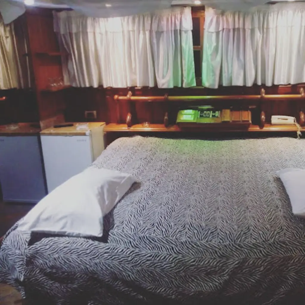 Habitación romántica con cochera privada en San Justo