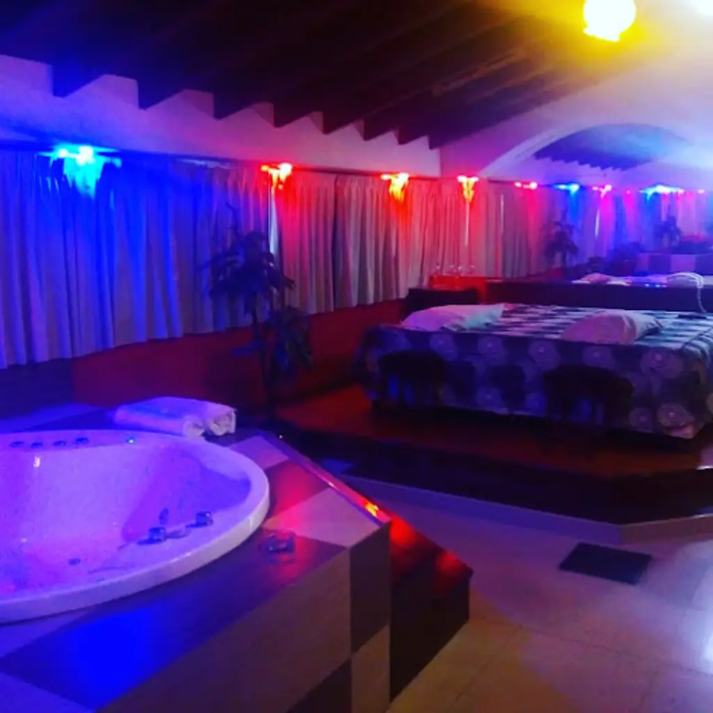 Suite moderna con ambiente íntimo en San Justo