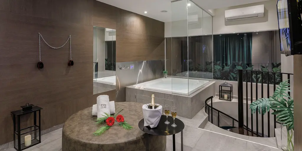 Suite moderna con cochera individual en Hotel Summum, zona oeste