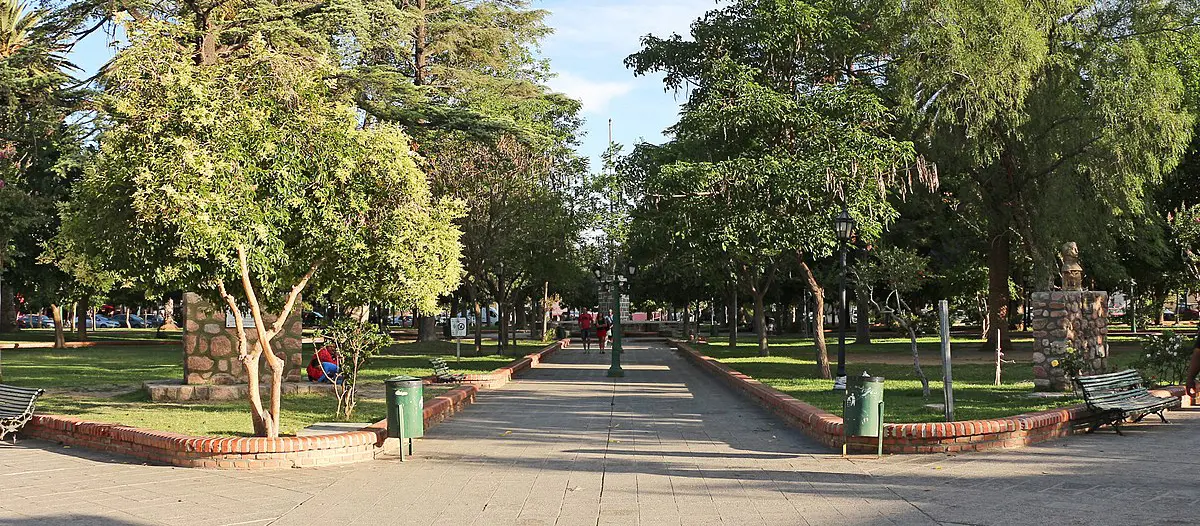 Albergue transitorio en Ituzaingó para escapadas románticas