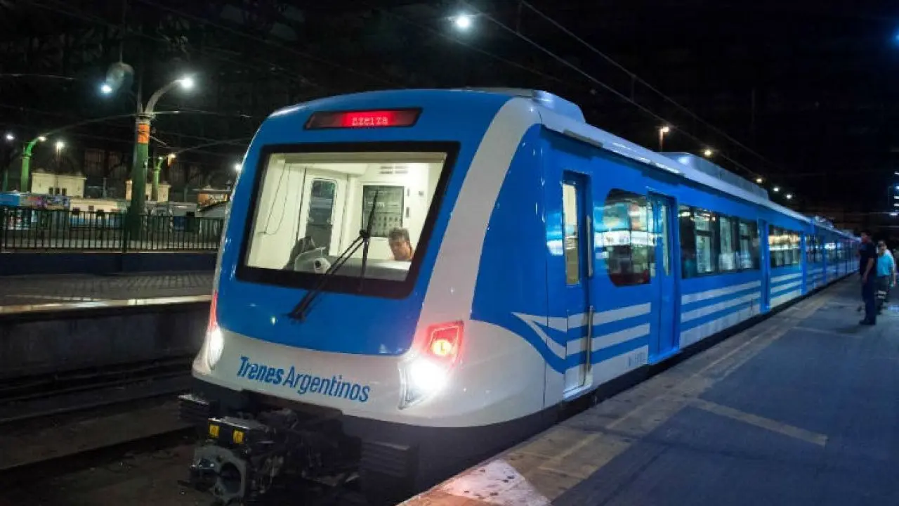 Albergue transitorio en Lanús con suites temáticas para parejas