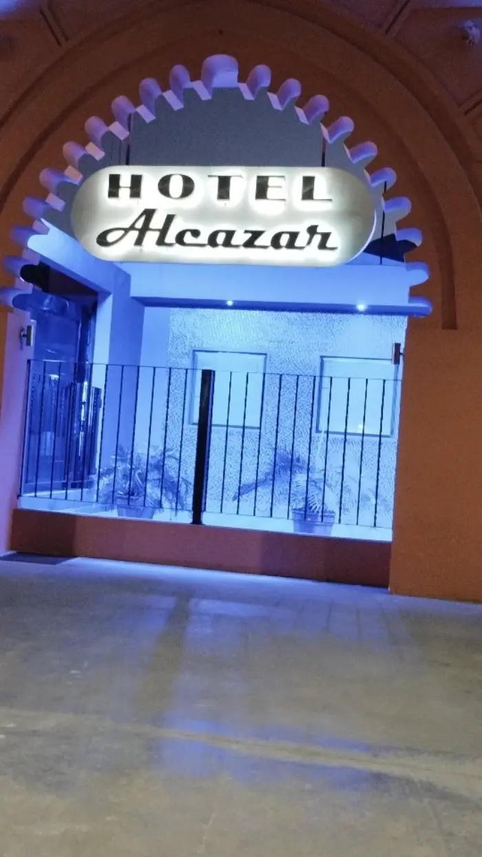 Habitación íntima con cochera privada en Lomas de Zamora