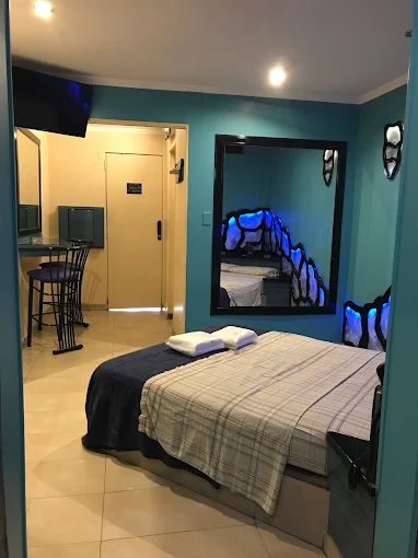 Habitación elegante con Telecentro en Berazategui