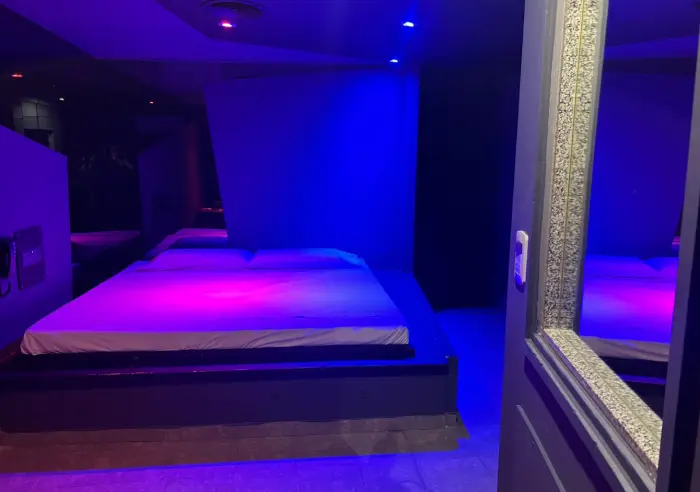 Suite temática para parejas con jacuzzi en Quilmes