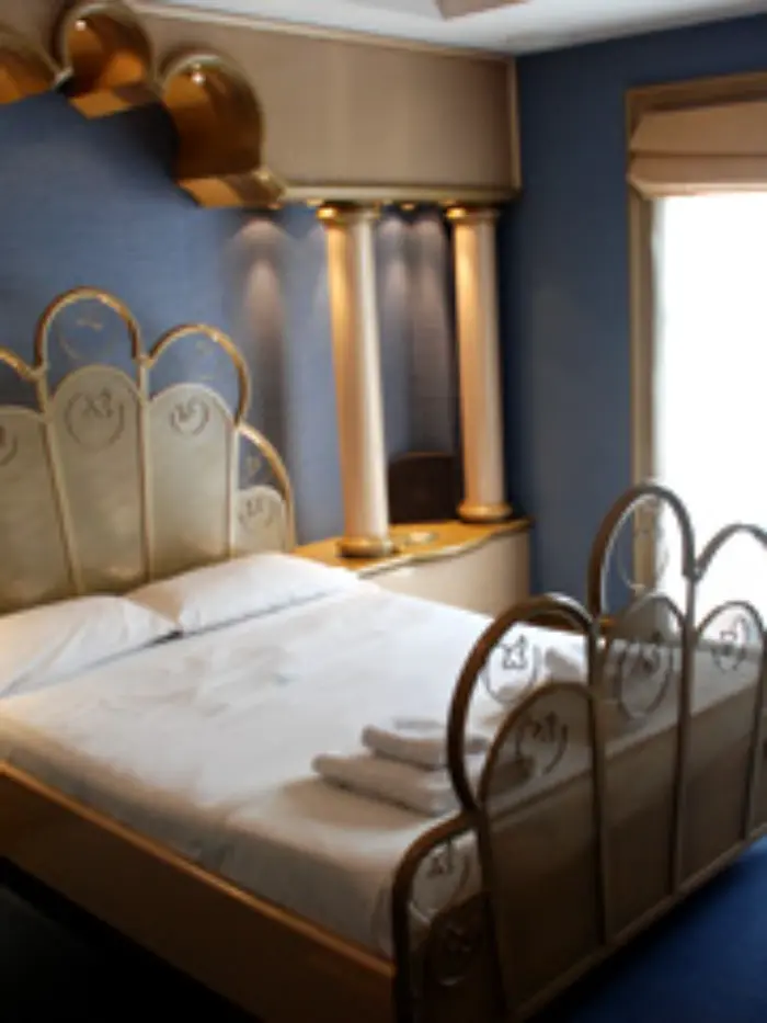 Albergue transitorio Lighuel con cochera cerrada y acceso privado en Ezeiza