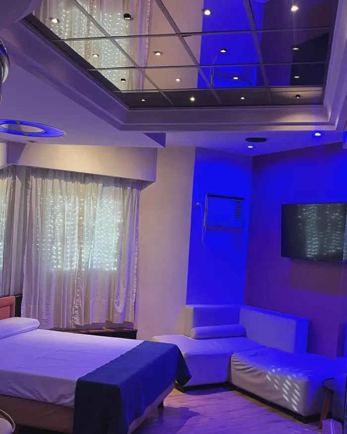 Habitación íntima con cochera privada en Monte Grande