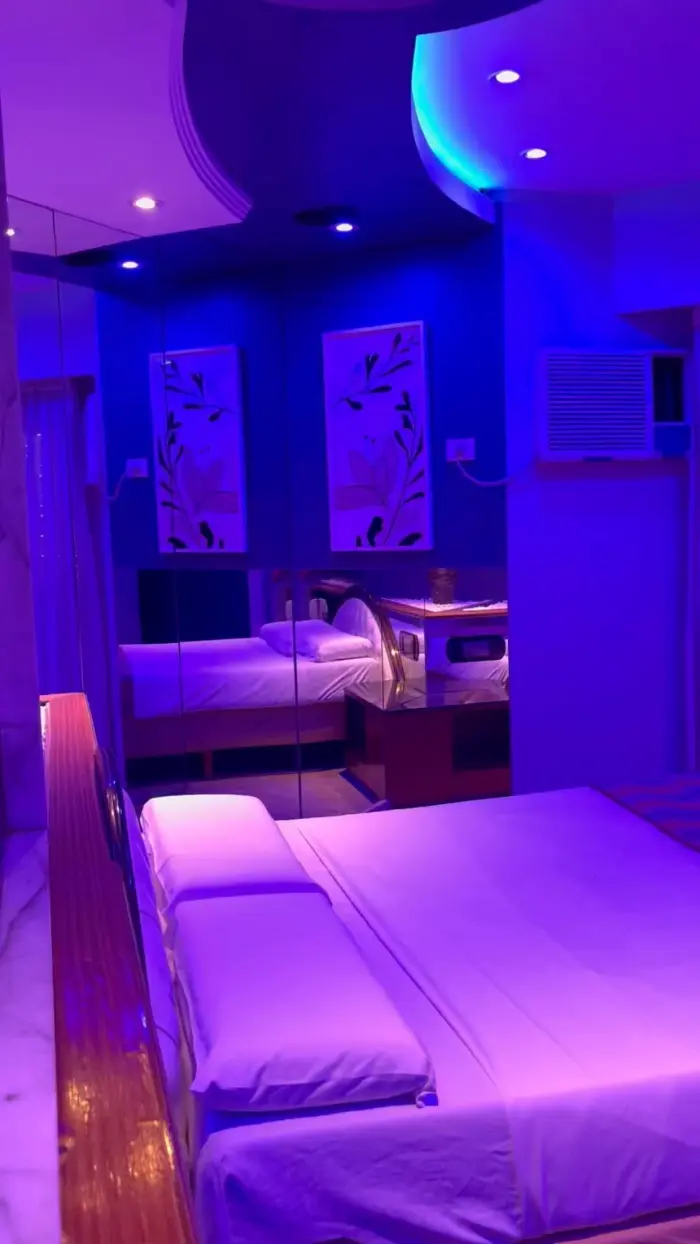 Habitación con cochera cerrada y ambientación íntima en Monte Grande