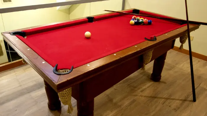 Cochera cerrada y acceso discreto en alojamiento por horas en Quilmes