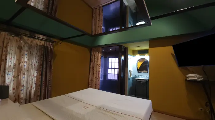 Habitación temática náutica con cochera privada en Quilmes